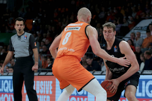 情绪化地将 情绪化地将