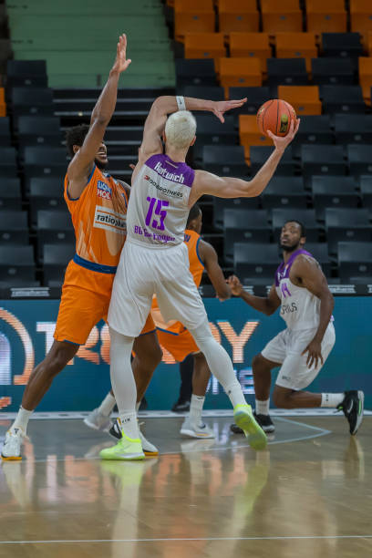 防不胜防 防不胜防