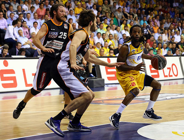 许多人感到 许多人感到